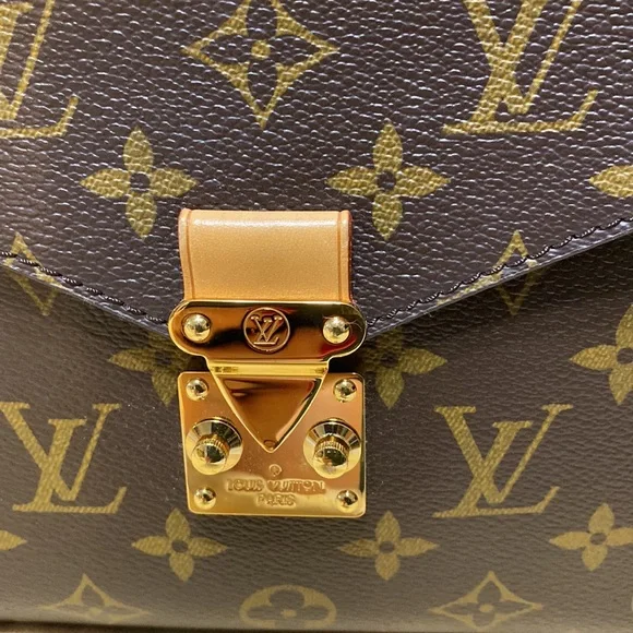 Like New Louis Vuitton Métis Hobo Reverse Monogram Canvas authentic - Picture 6 of 16